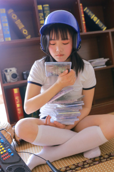 丧尸女